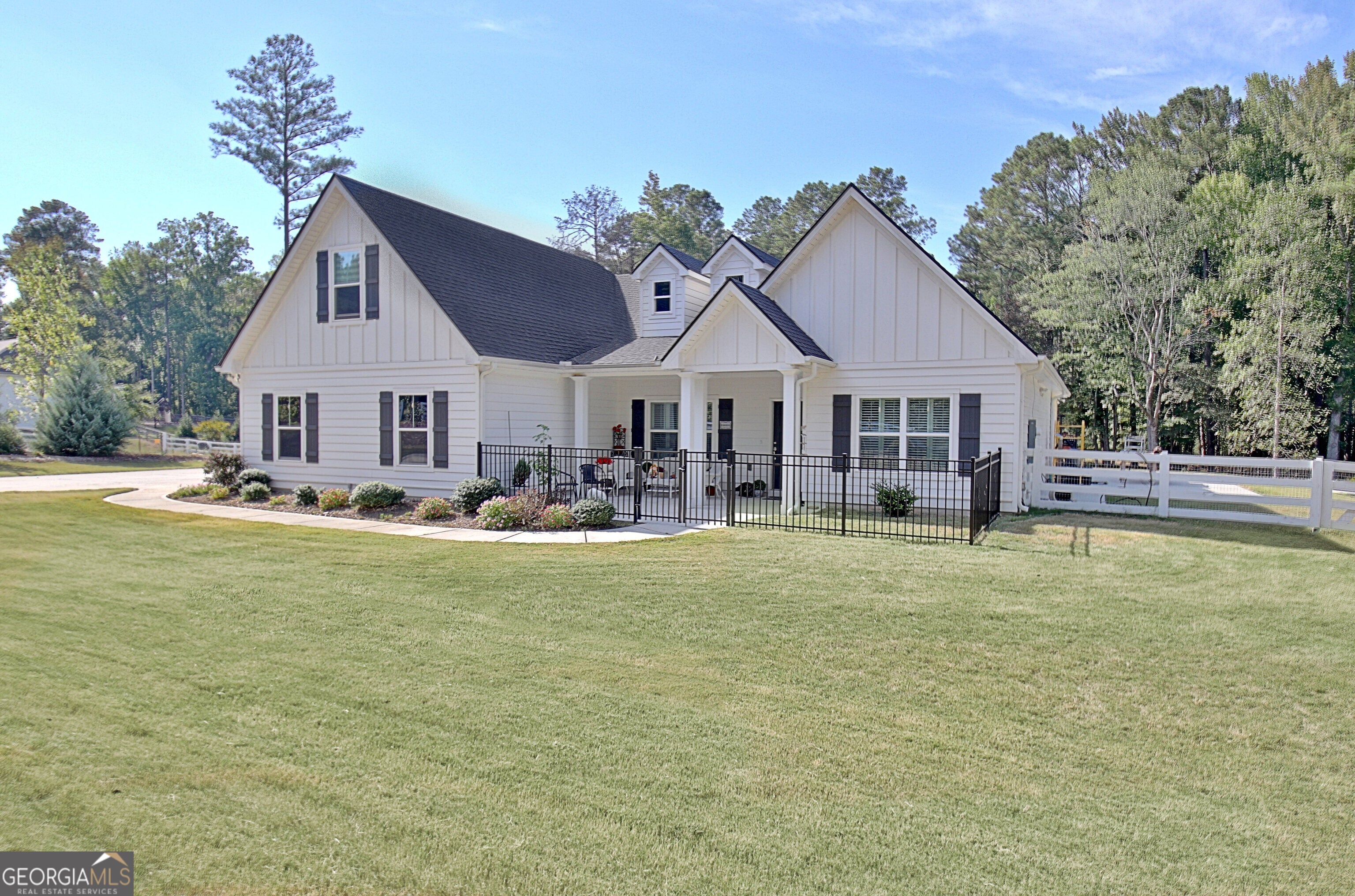 1206 Dead Oak RD