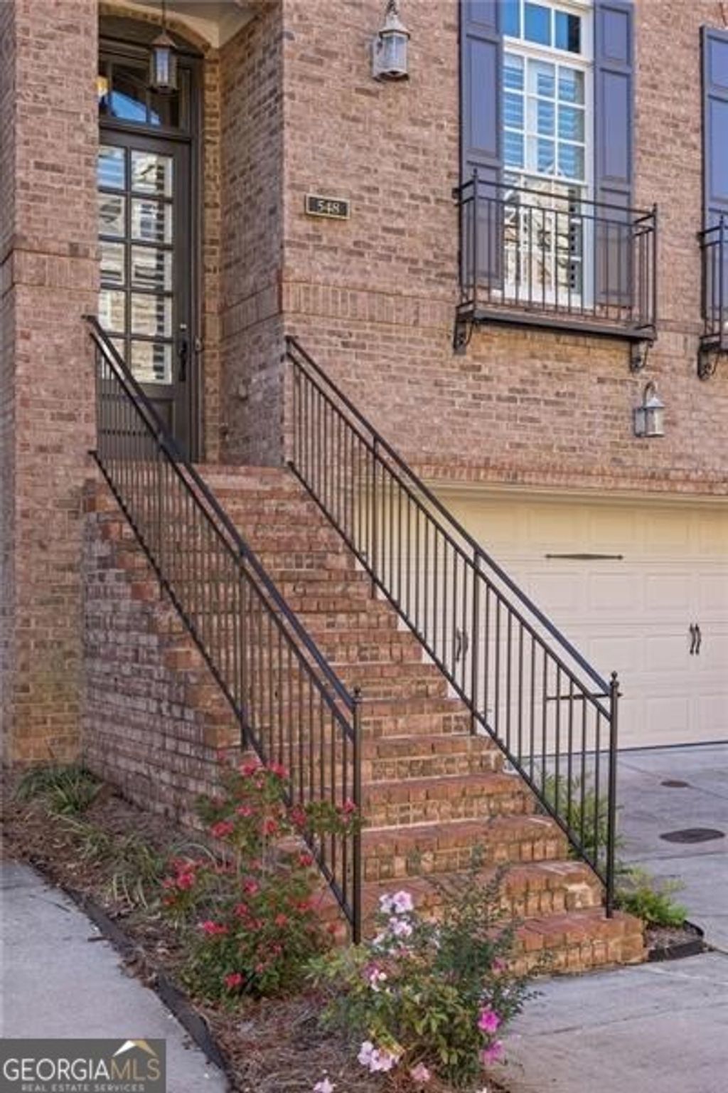 Photo of 548 Sarabrook Place, Atlanta, GA 30342 (MLS # 10695693)