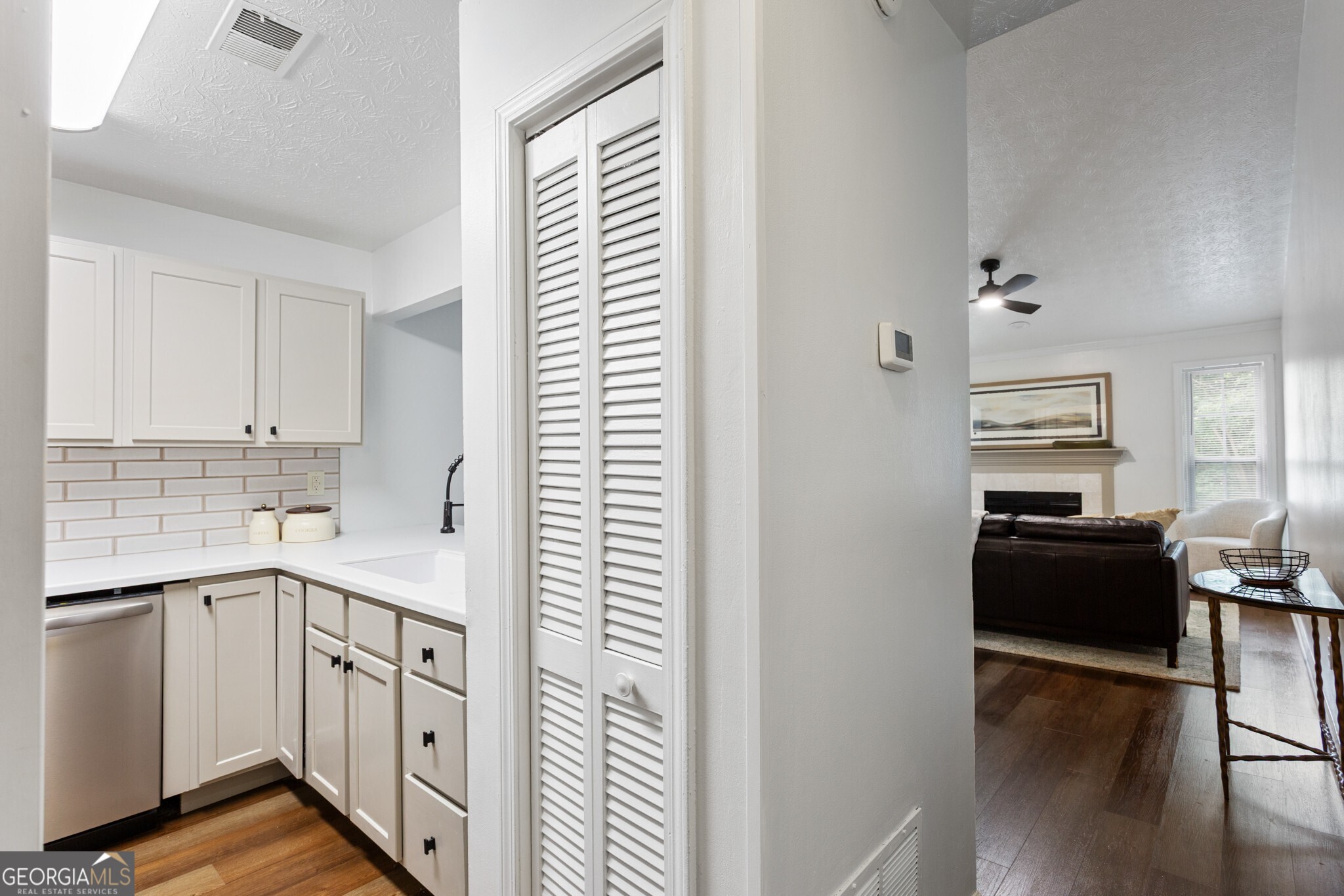 476 Teal CT