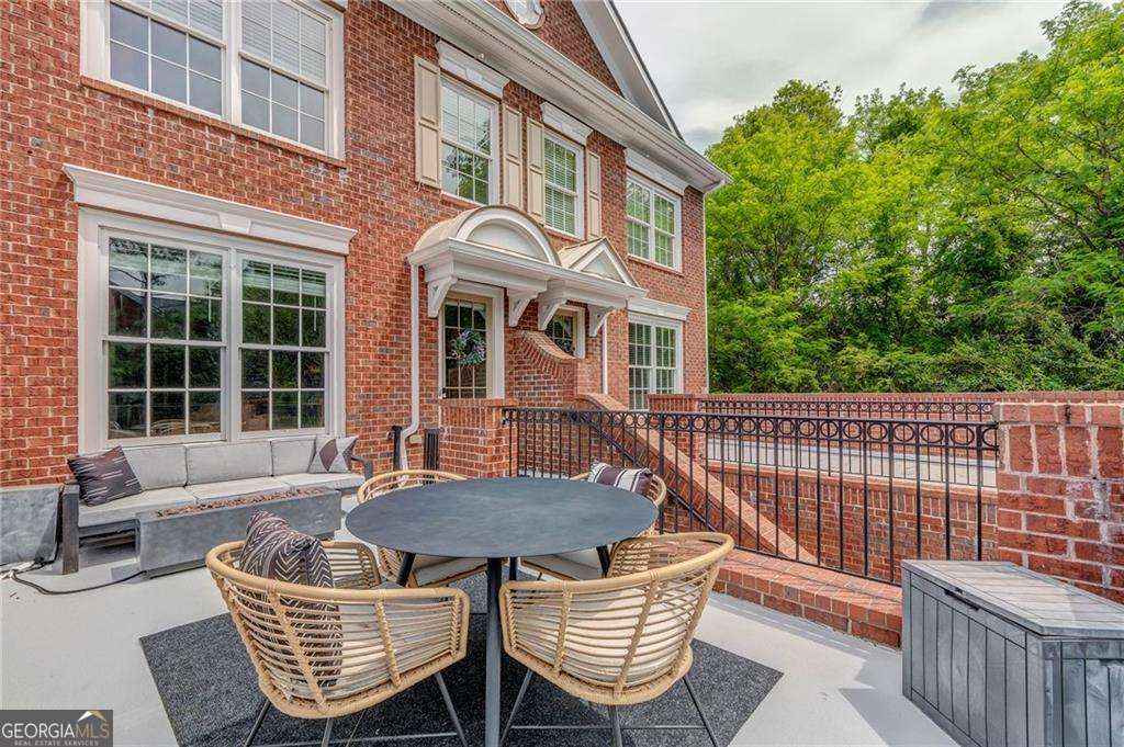 6013 Waters Edge TRL