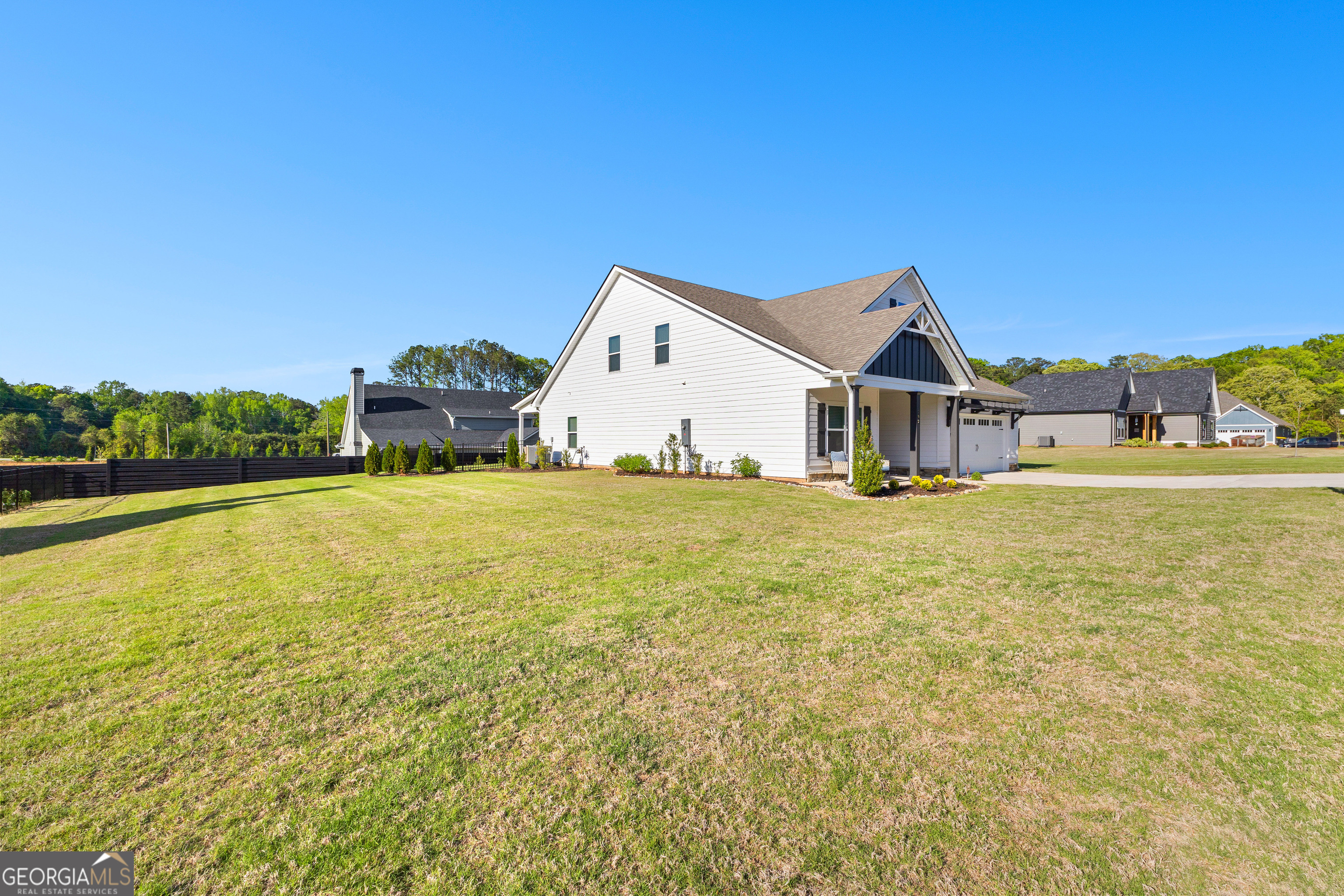 Senoia, Georgia 30276, United States, 4 Bedrooms Bedrooms, ,3 BathroomsBathrooms,Residential,Active,110342