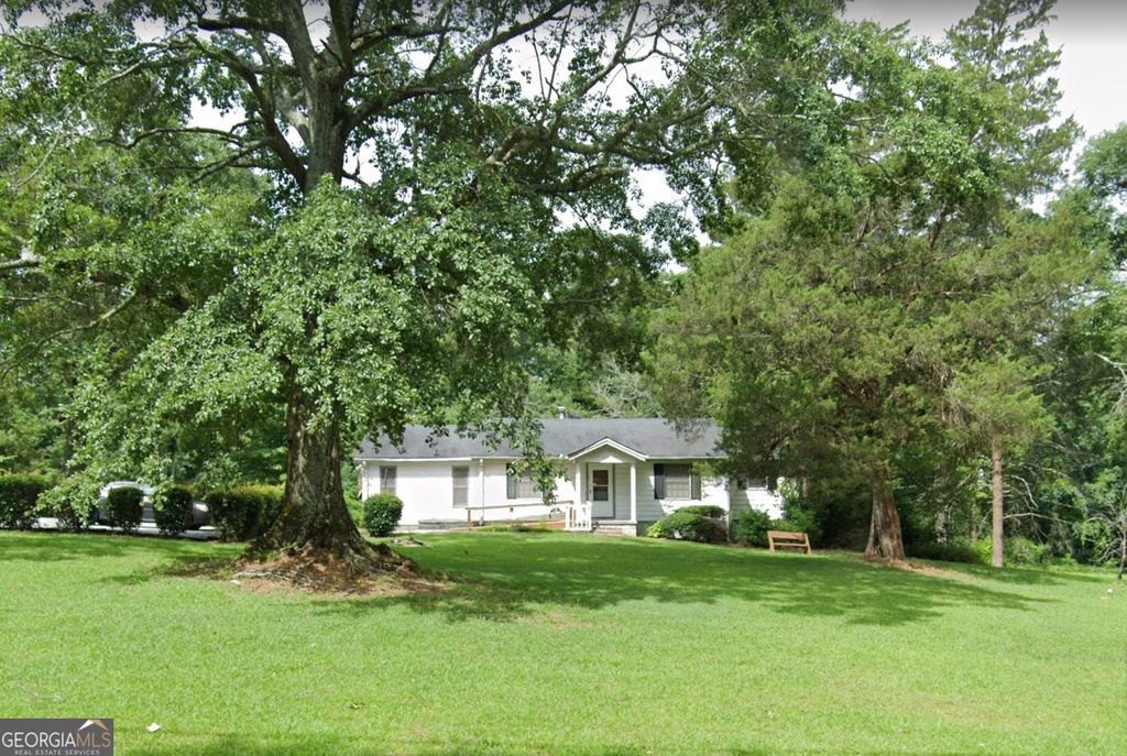 Photo of 298 S Main Street, Jonesboro, GA 30236 (MLS # 10691410)