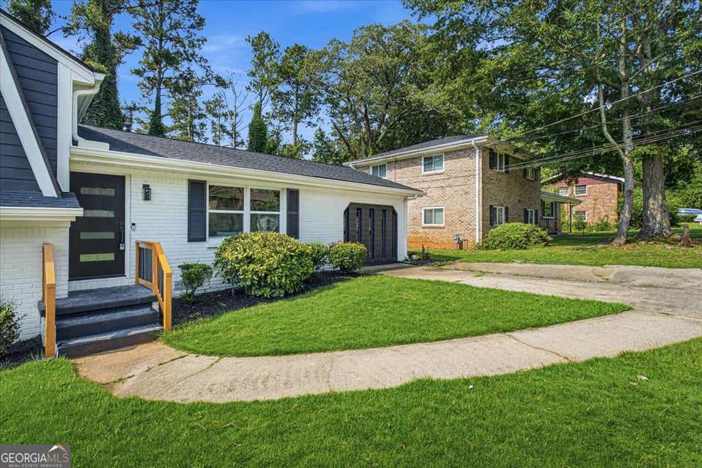 Photo of 2611 Preston Drive, Decatur, GA 30034 (MLS # 10818562)
