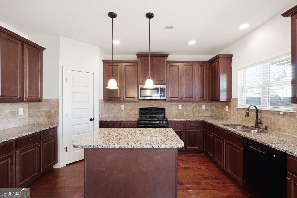 Photo of 1167 Sly Fox Run, Fairburn, GA 30213 (MLS # 10875455)