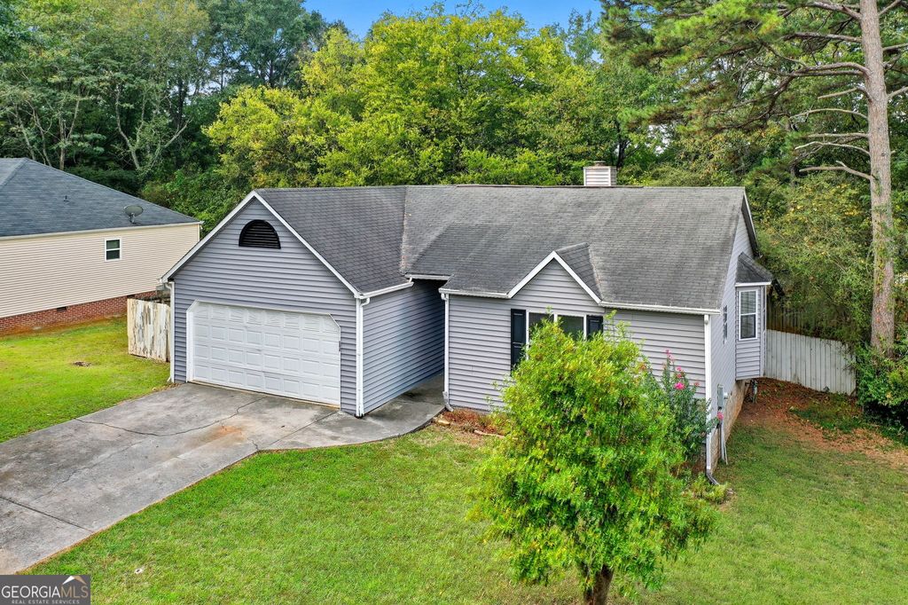 Photo of 109 Mayflower Circle, Cartersville, GA 30120 (MLS # 10727354)