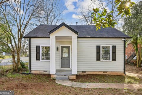 Photo of 1504 Hardin Avenue, Atlanta, GA 30337 (MLS # 10709939)