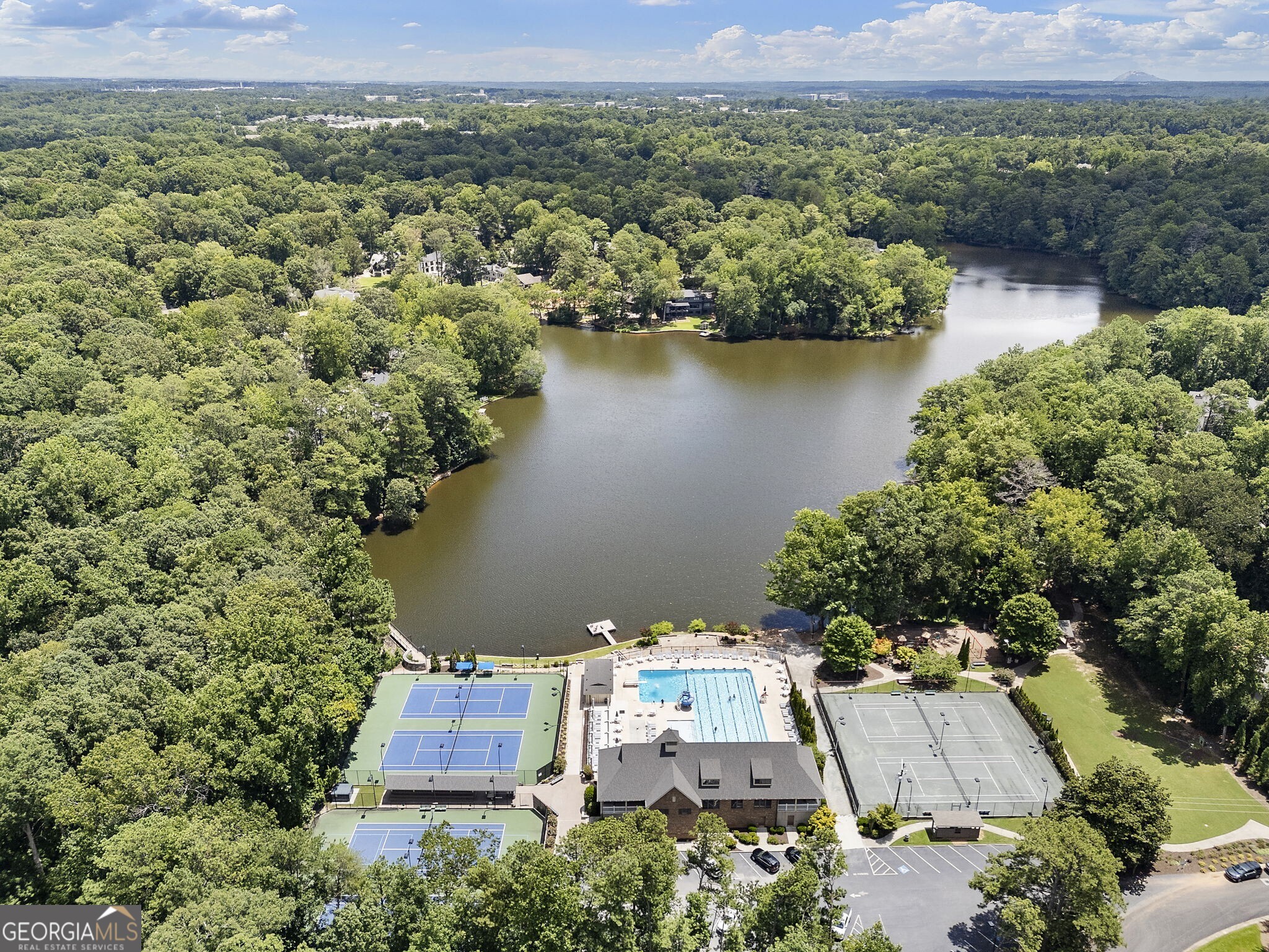 3338 Breton CIR