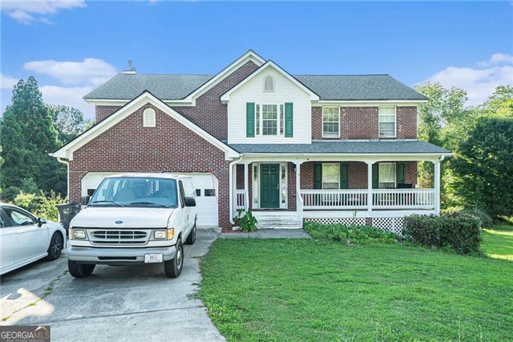 Photo of 1535 Summit Pond Circle, Loganville, GA 30052 (MLS # 10656641)