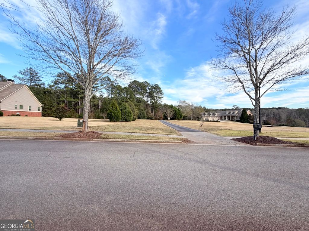 Photo of 416 Fox Valley Drive, Monroe, GA 30565 (MLS # 10650580)
