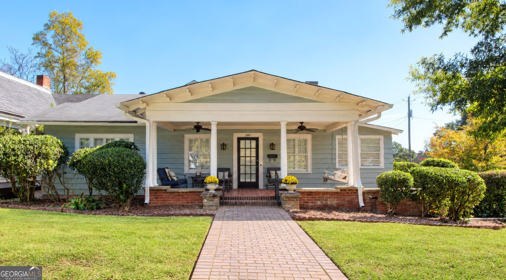 Photo of 300 E 4th St, Rome, GA 30161 (MLS # 10880669)