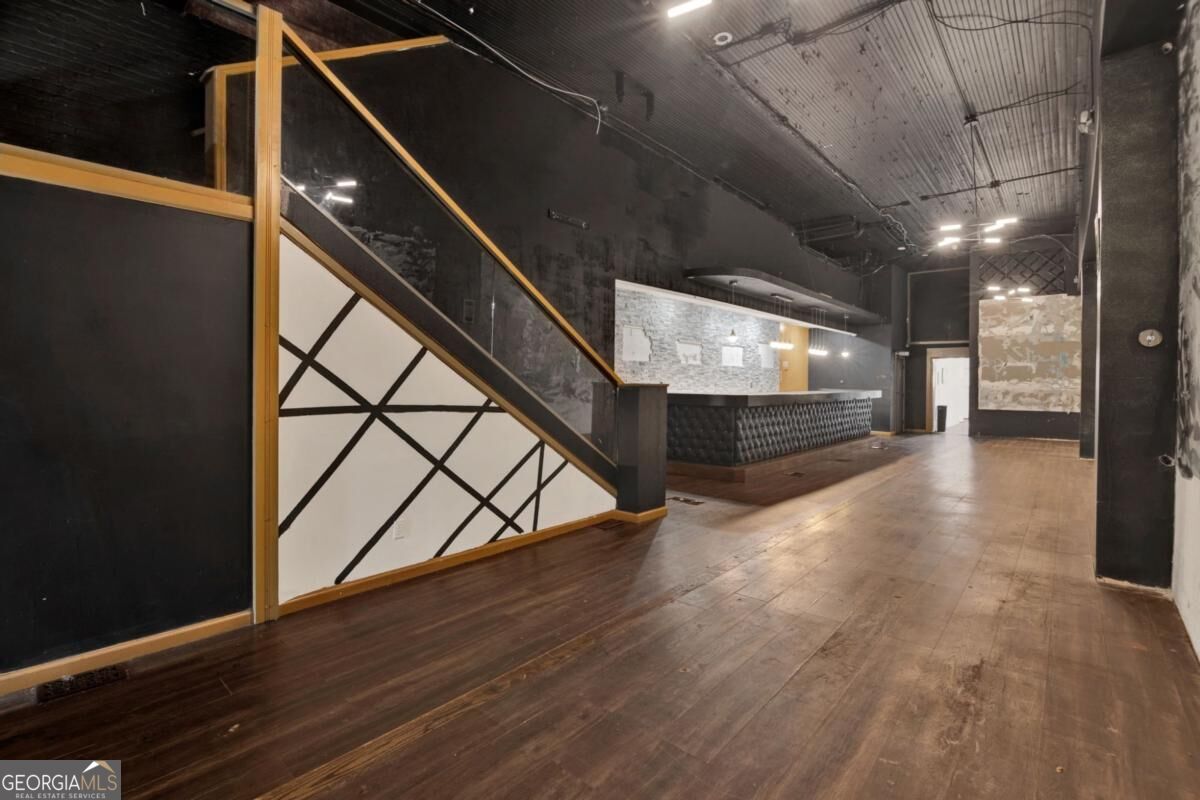 257 Trinity AVE SW