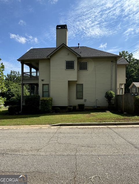 A home in Scottdale