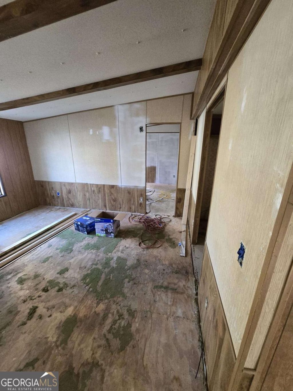 Photo of 211 Waycross Road, Savannah, GA 31419 (MLS # 10681561)