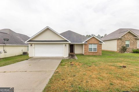 202 Wray ST Warner Robins GA 31093