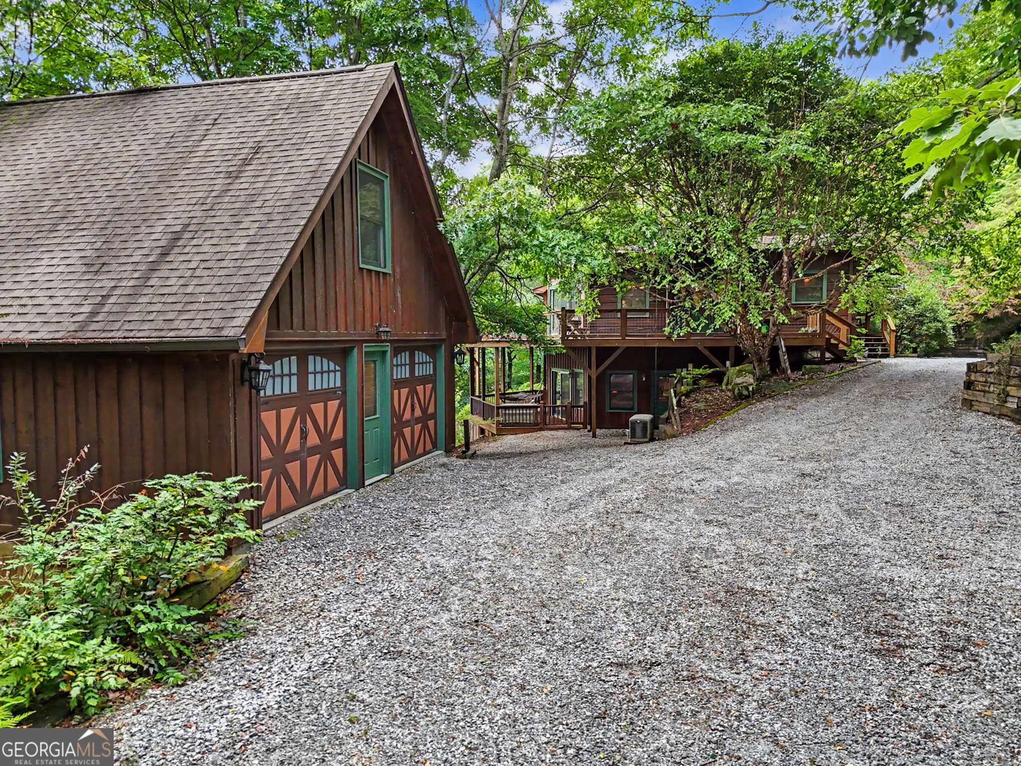1039 Arbor DR