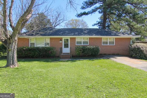 110 Springdale DR Warner Robins GA 31088