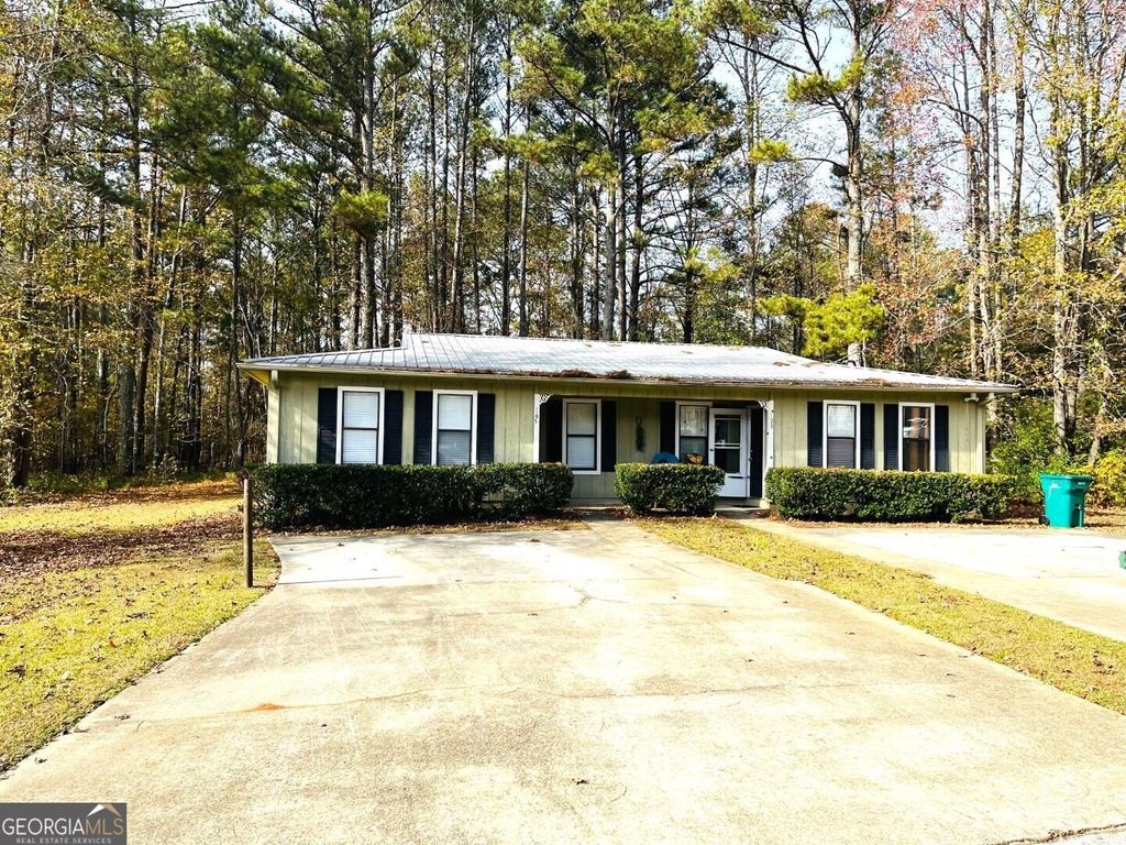 Photo of 165 Pine Terrace #165, Palmetto, GA 30268 (MLS # 10704366)