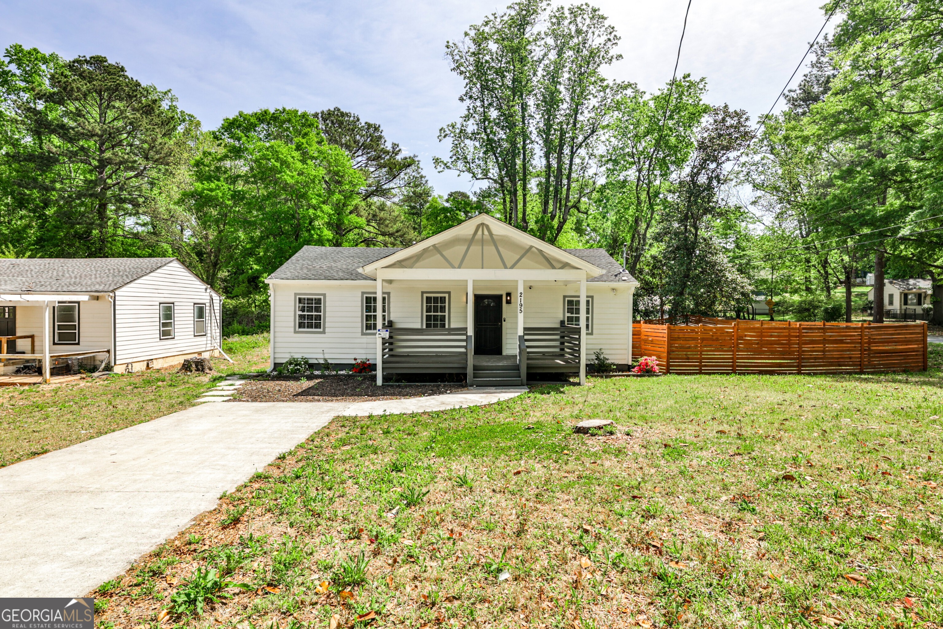 2195 Penelope ST NW