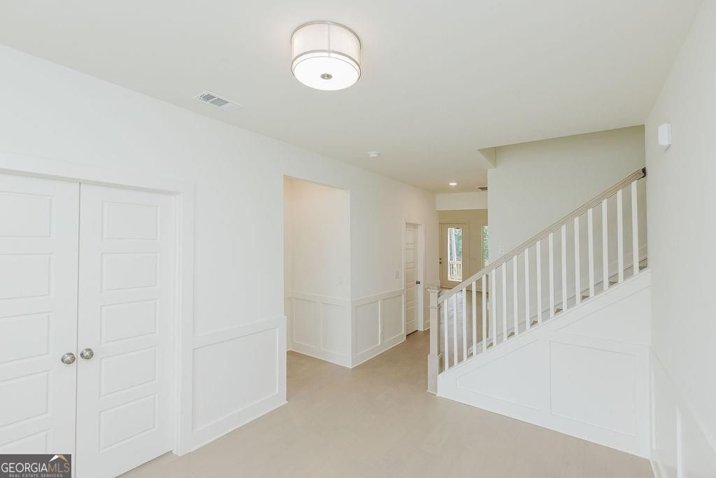 6545 Rhett RUN