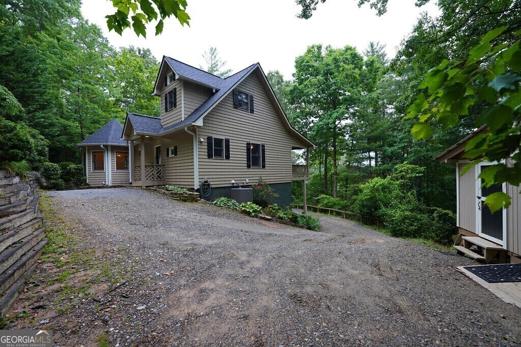 165 Amelia LN