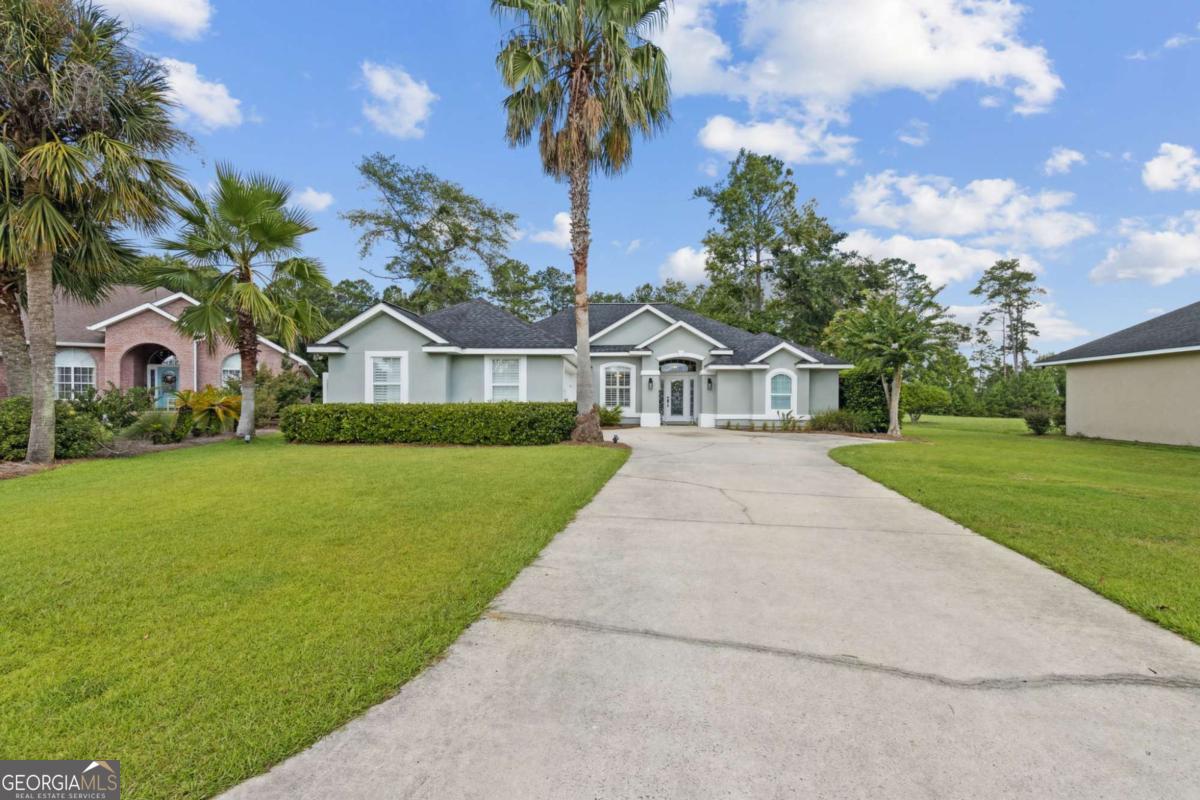 106 Oak Grove CIR