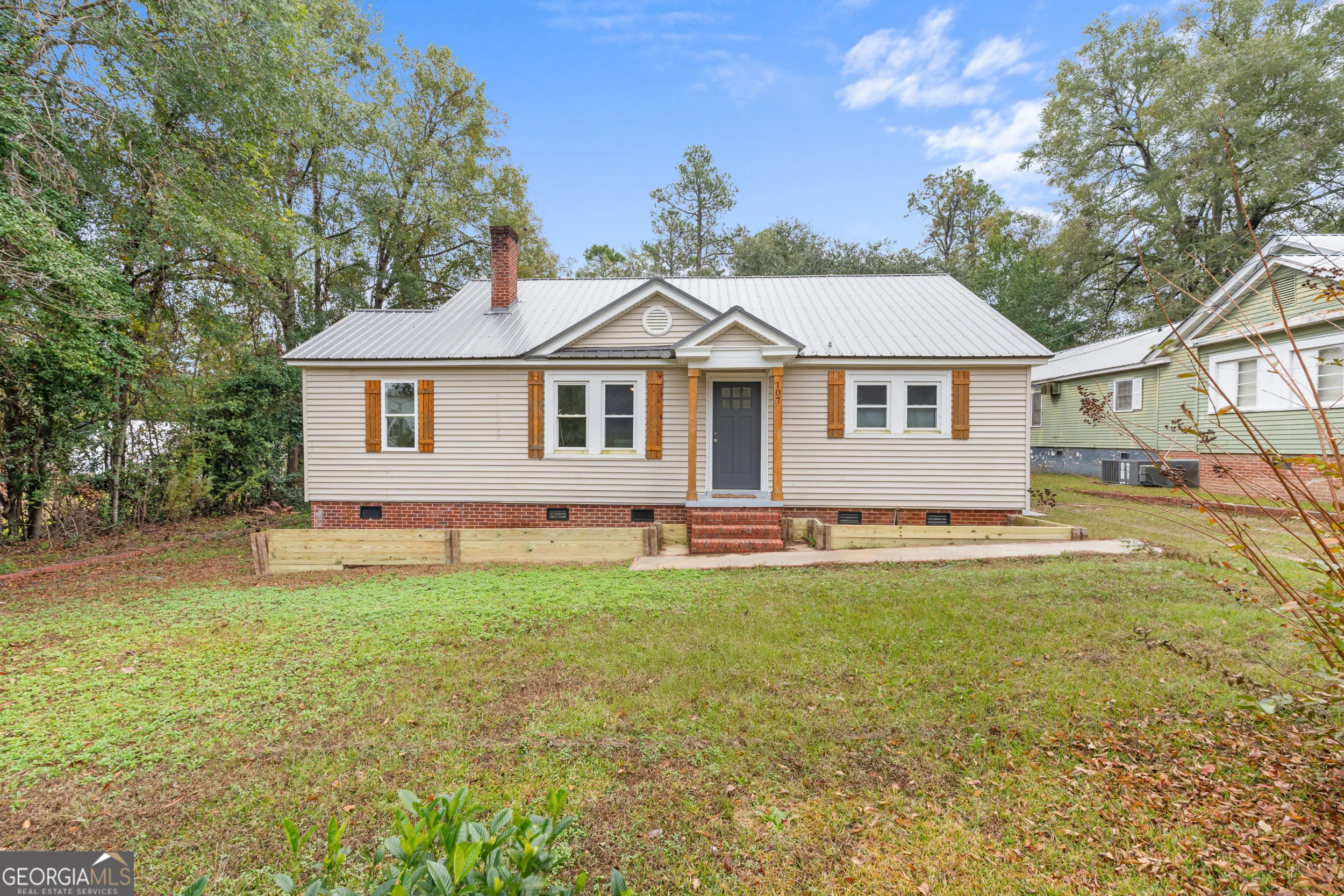 107 Dixie Avenue