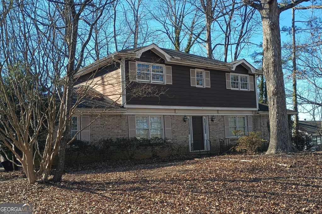 Photo of 1337 Cotton Creek Drive, Lawrenceville, GA 30045 (MLS # 10675408)
