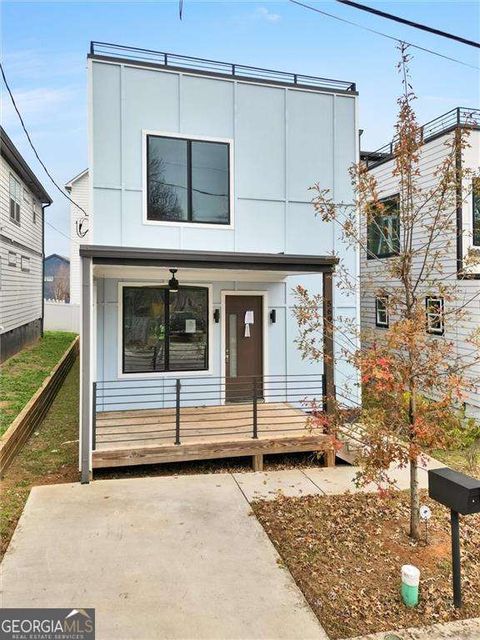 Photo of 569 Middle Street SW, Atlanta, GA 30310 (MLS # 10674077)