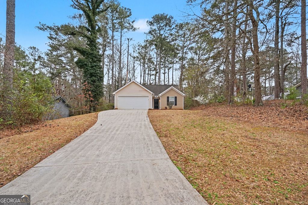 Photo of 85 Homestead Place, Rex, GA 30273 (MLS # 10705407)