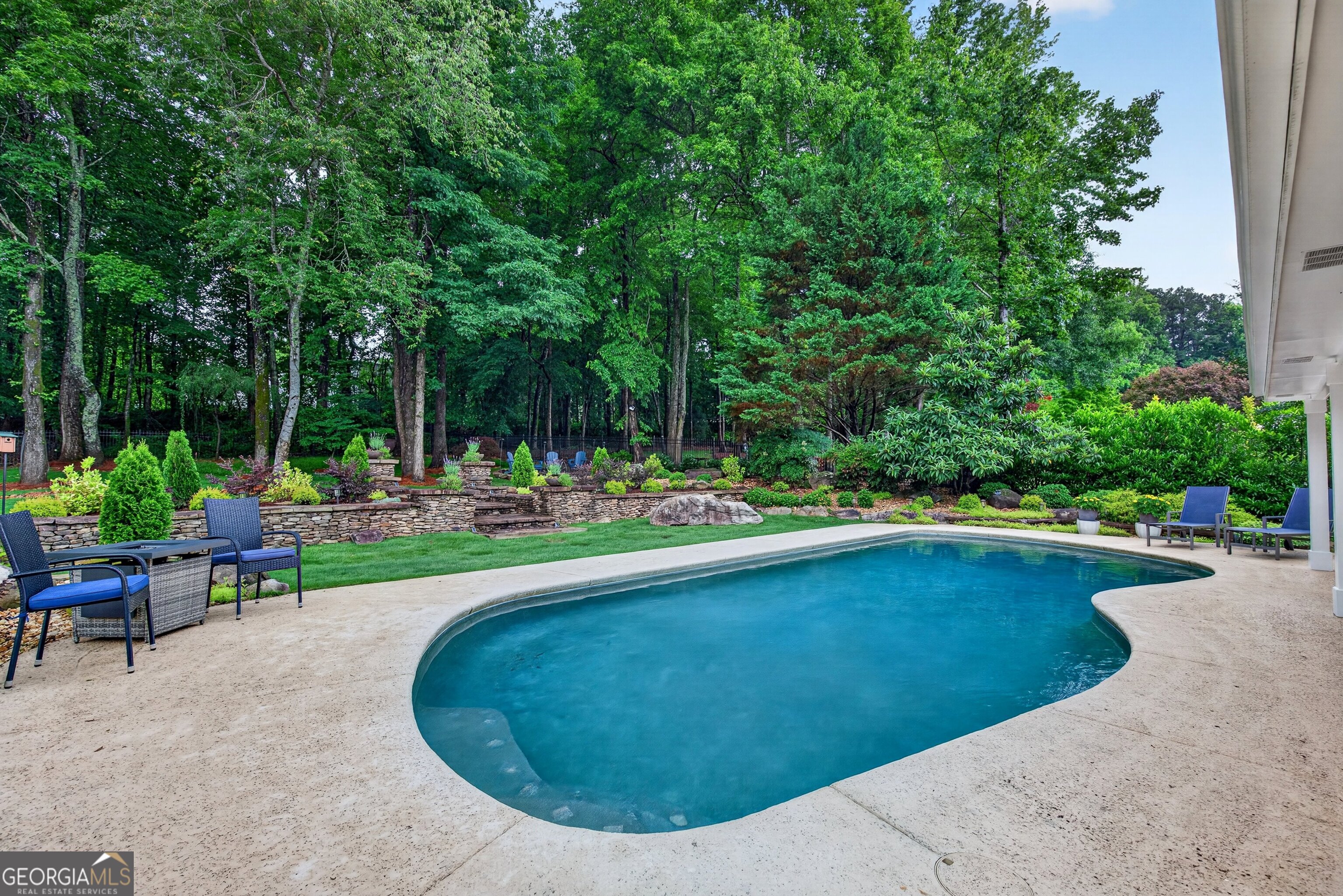 105 Brookgrove LN