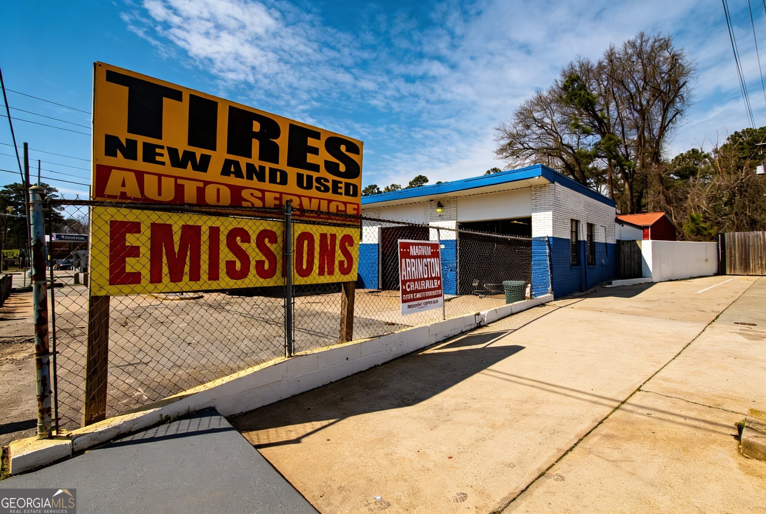3555 Roosevelt HWY