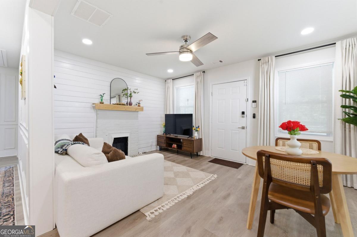 2778 Harlan DR