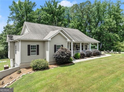 A home in Flowery Branch