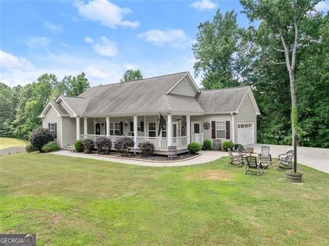 A home in Flowery Branch