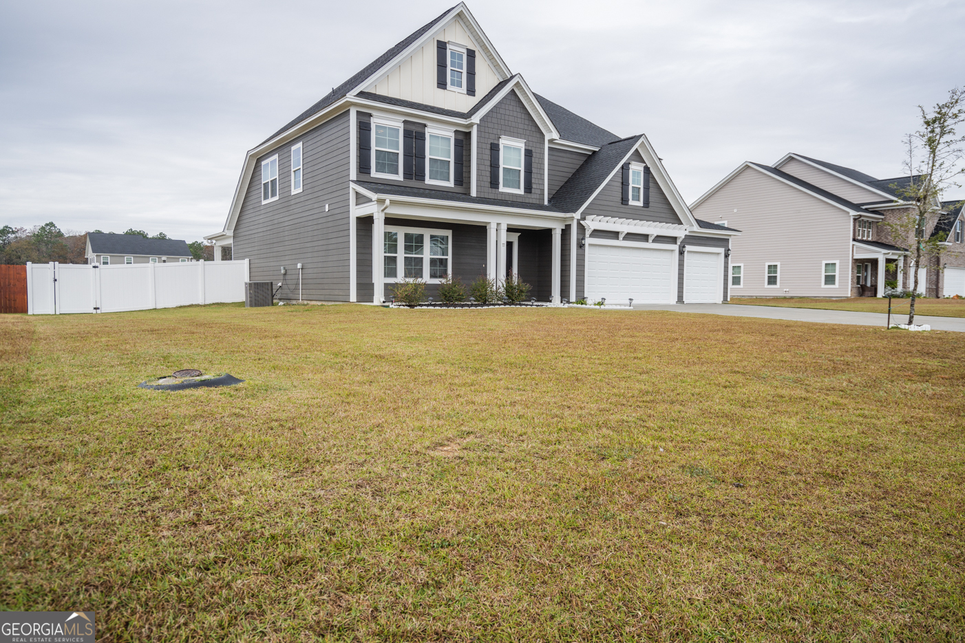 77 Akins RD NE