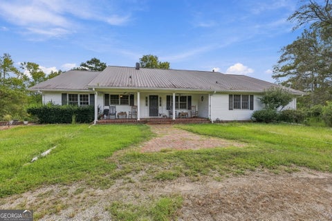 Photo of 212 Aaron Young Rd, Newnan, GA 30263 (MLS # 10854351)