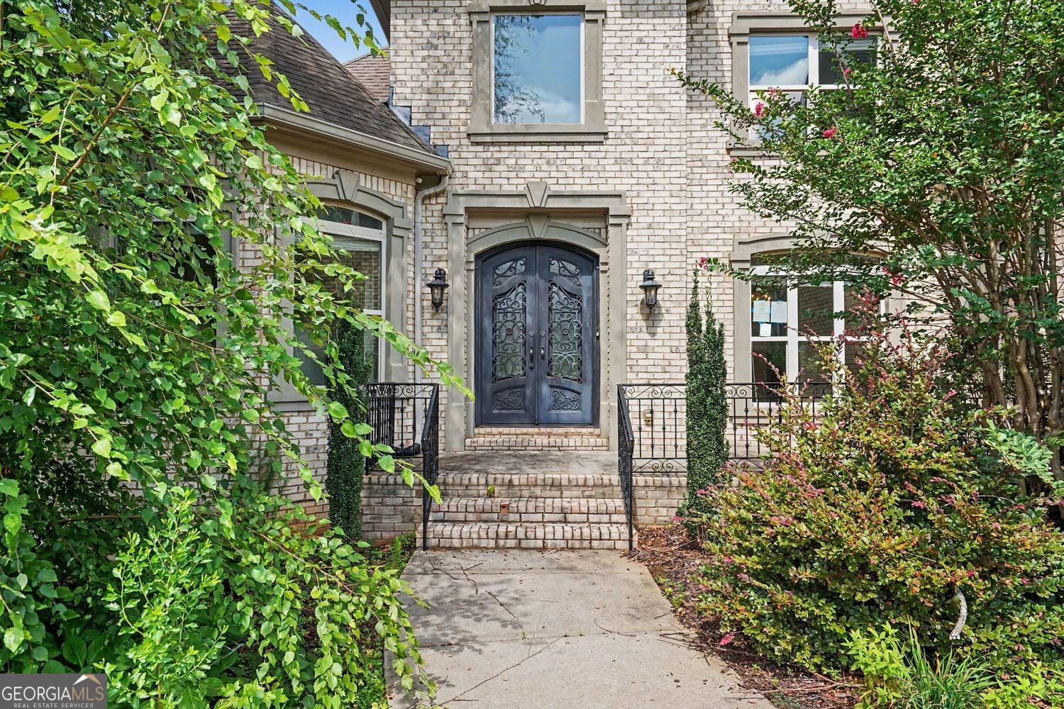 3939 Perry PASS