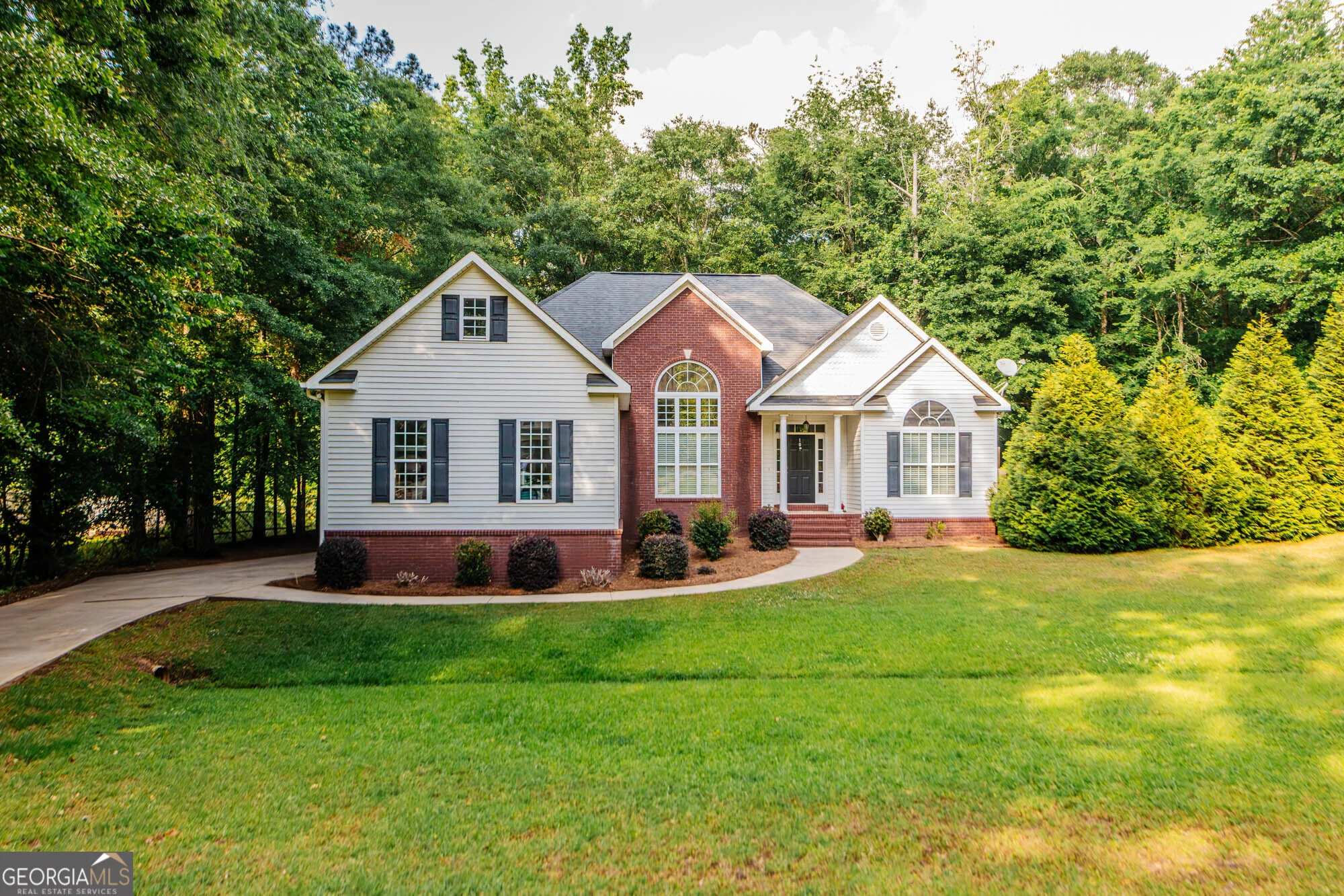 104 Dogwood Point