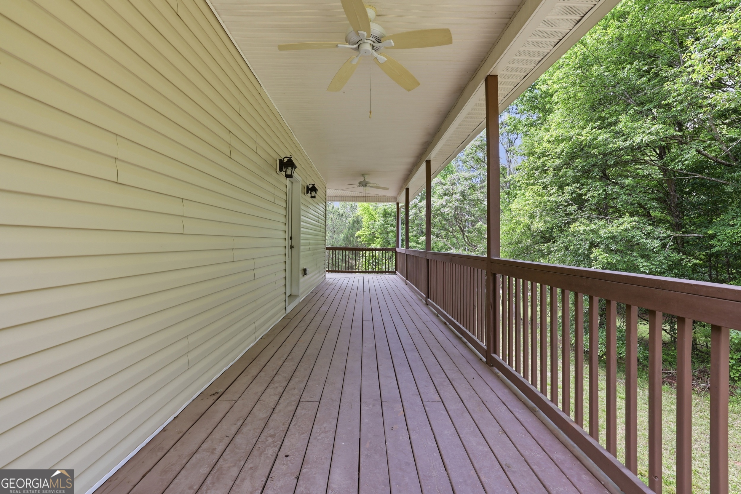 3546 Seymour RD