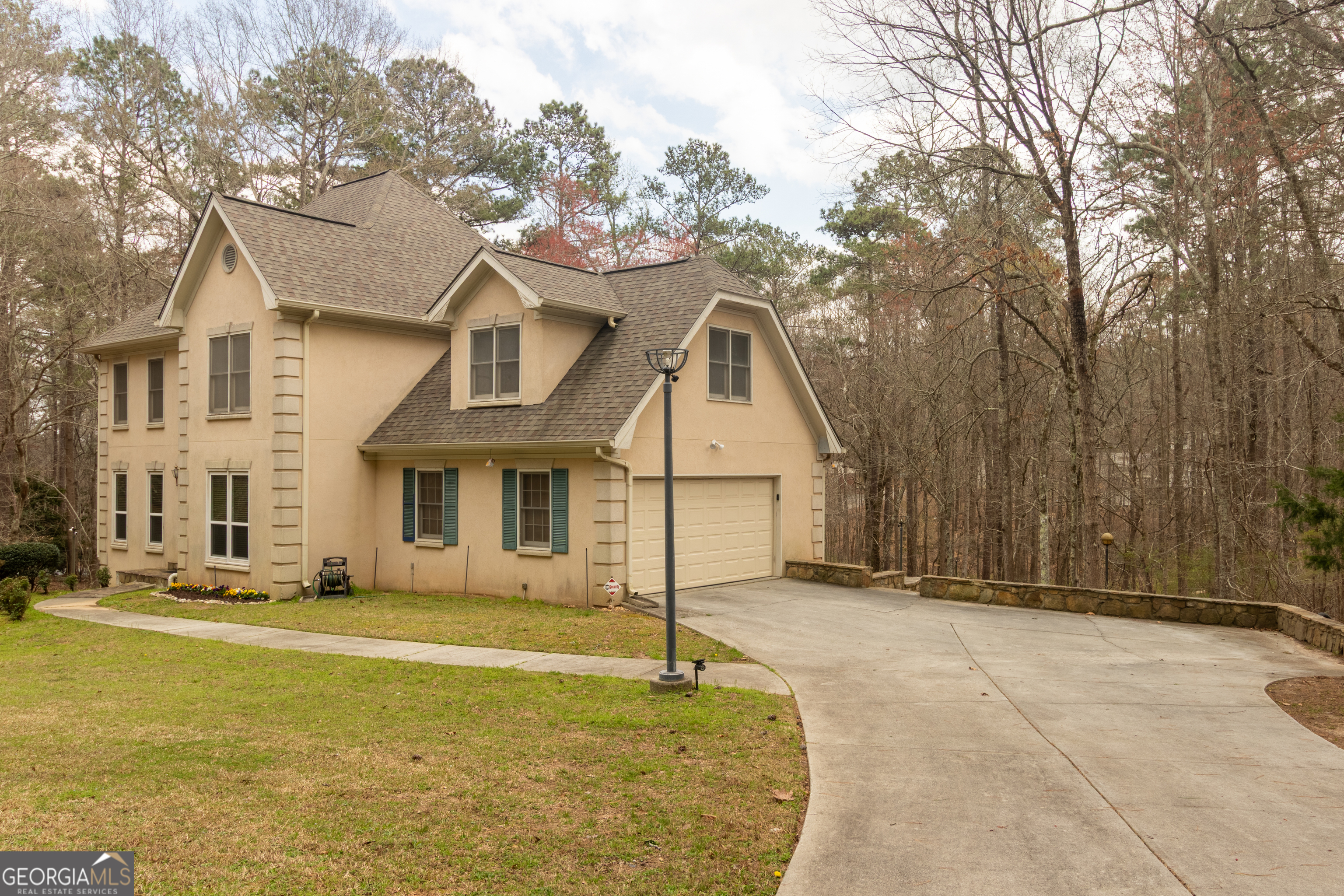 5150 Rockford LN