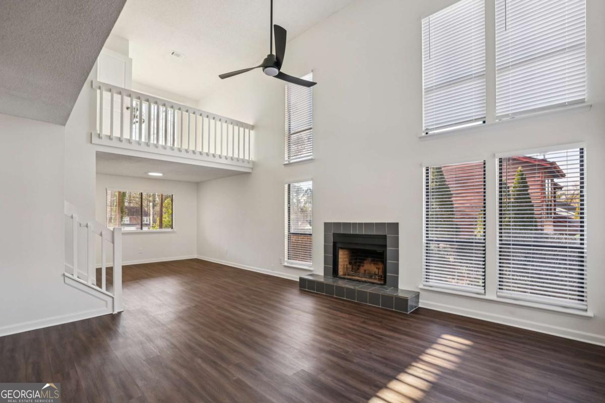 4923 Terrace Green WAY