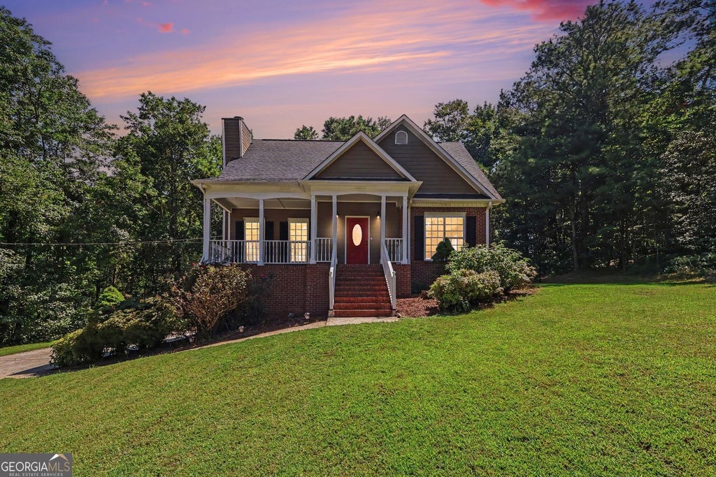 Photo of 5142 Spring Glen Court, Douglasville, GA 30135 (MLS # 10834315)