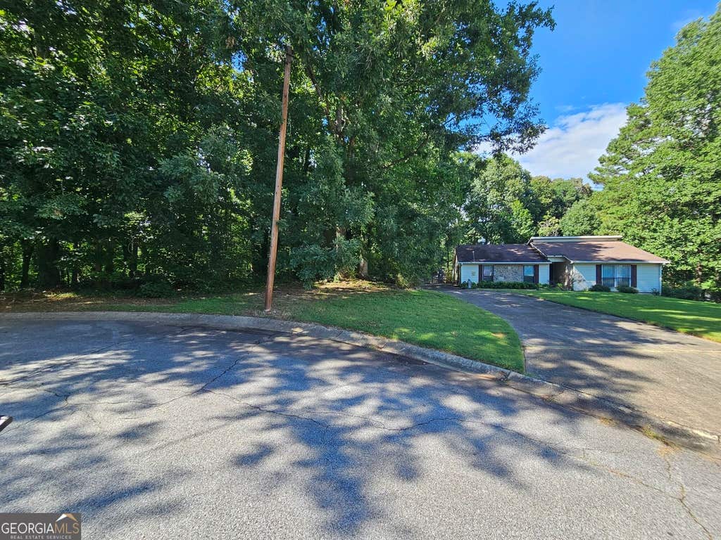 Photo of 2031 Battlement Lane, Riverdale, GA 30296 (MLS # 10821995)