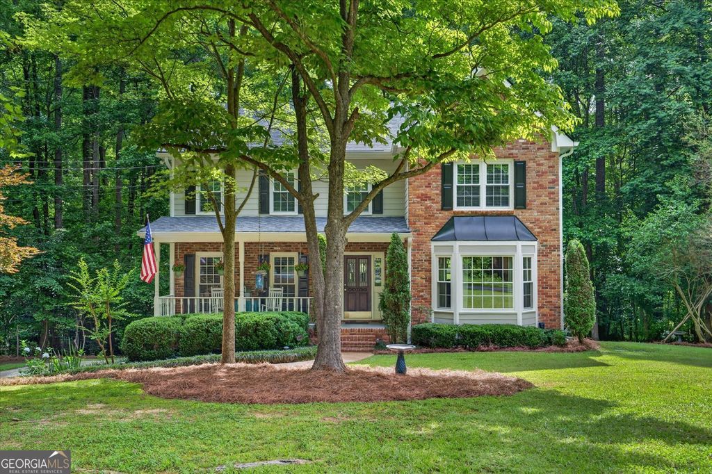 Photo of 211 Nacoochee Drive, Woodstock, GA 30188 (MLS # 10780624)