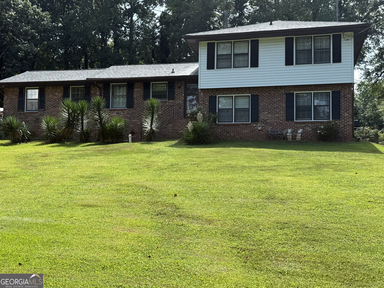 Tucked away on a peaceful cul-de-sac, this beautifully maintained 4-sided brick multi-level home offers the perfect balance of space, updates, and charm. With 4 spacious bedrooms and 3 full baths, there's room for everyone to spread out and live comfortably. Step inside to discover three distinct living spaces, including a stunning sunroom flooded with natural light-ideal for relaxing, entertaining, or enjoying your morning coffee year-round. The heart of the home features all-new stainless steel appliances, updated lighting, and an upgraded owner's suite bathroom with a sleek, tiled shower that feels like a spa retreat. A brand-new roof (installed last week) provides peace of mind, while epoxied garage floors and new garage doorsadd a fresh, modern touch. The oversized driveway offers ample parking, and the fully fenced backyard is ready for gatherings, pets, or play. Need more space? The property includes a detached 26x26 shop-perfect for a home-based business, creative studio, or extra storage. Located near top-rated schools, shopping, and dining, this home delivers comfort, function, and versatility. Schedule your private showing today! Preferred closing attorney: Weissman. Interior photos coming soon.