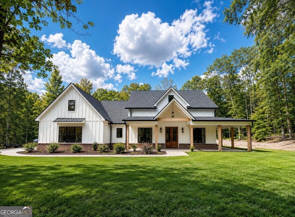 Photo of 16 Stratford Way, Kingston, GA 30145 (MLS # 10836425)