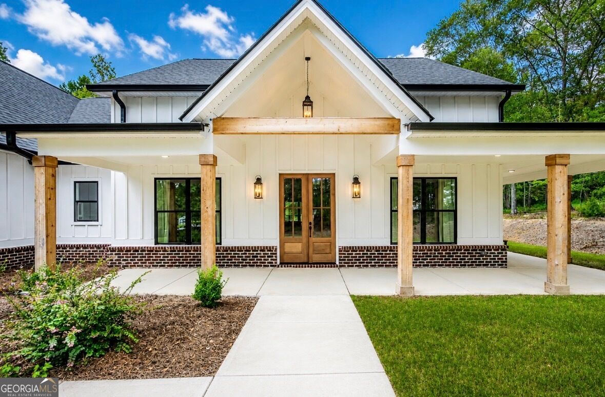 16 Stratford WAY