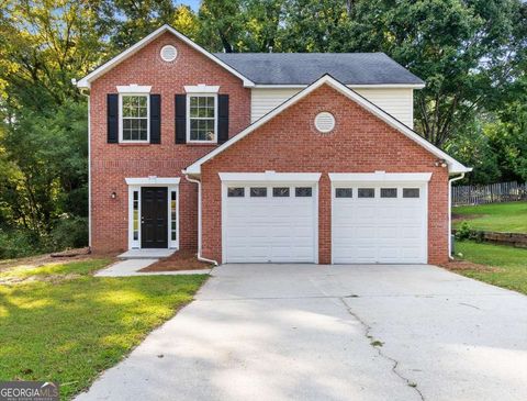 650 Walnut Creek DR NW Lilburn GA 30047
