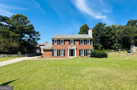 Photo of 1391 Warrenton Hunt, Lawrenceville, GA 30043 (MLS # 10692241)
