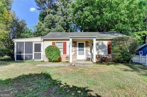 Photo of 3981 Forrest Court, Atlanta, GA 30341 (MLS # 10742786)